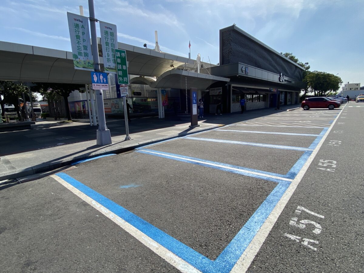 北站婦幼停車位