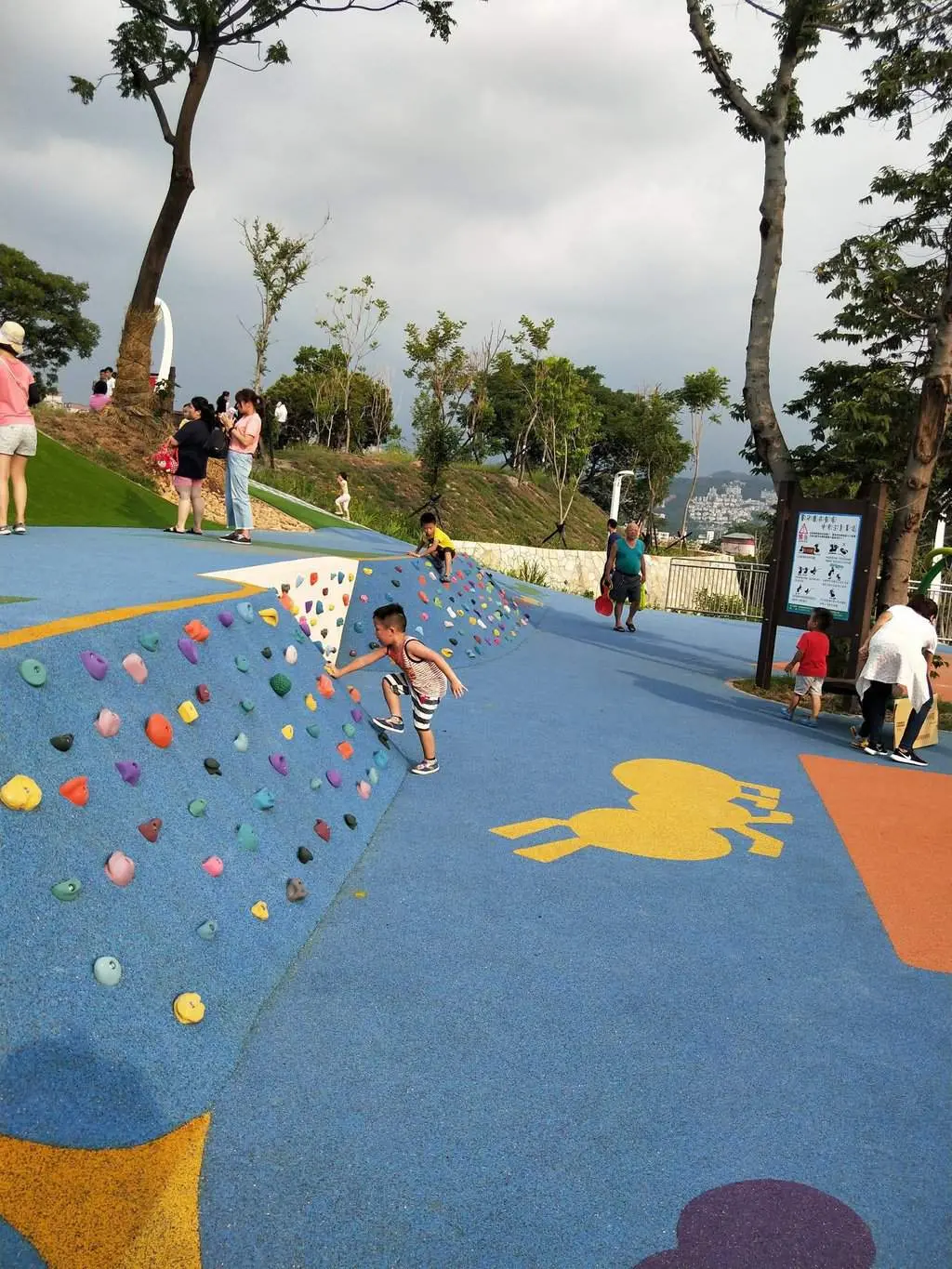 親子遊 特色公園篇 - 【親子遊 特色公園篇】 中和員山公園 6000萬打造五星級 - 圖 11
