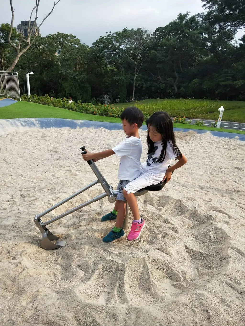 親子遊 特色公園篇 - 【親子遊 特色公園篇】 中和員山公園 6000萬打造五星級 - 圖 13