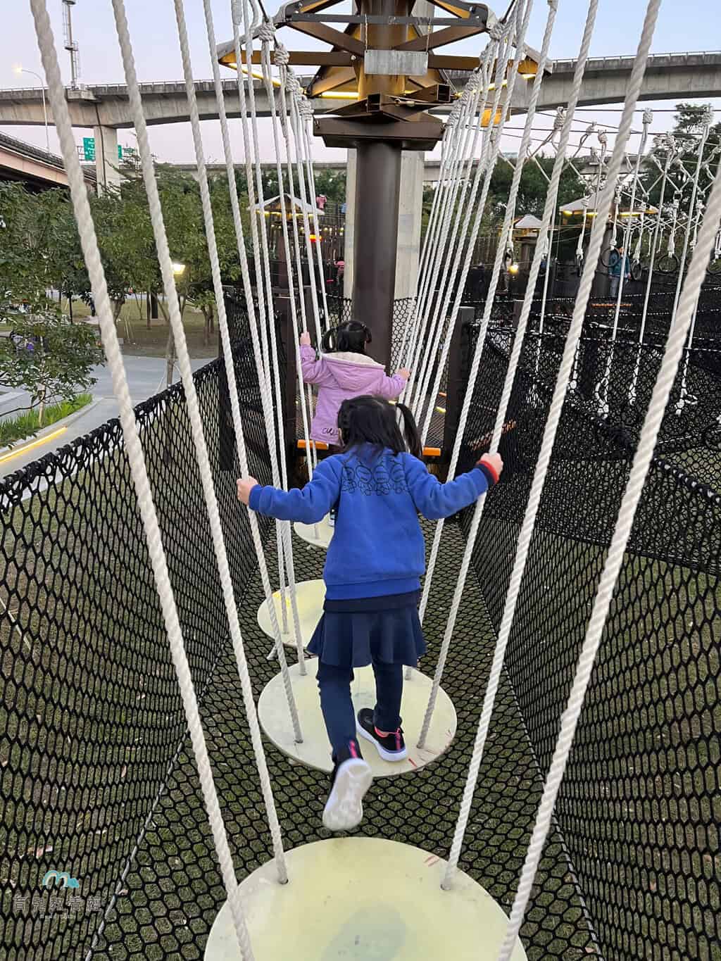 平鎮運動公園 挑驗遊戲場2