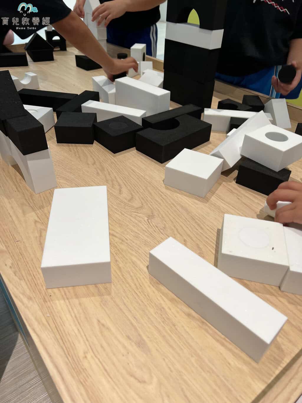 苗栗火車頭園區 列車展示館 2樓遊戲區