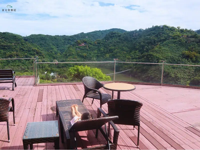 基拉耳山莊 餐廳 外邊看風景