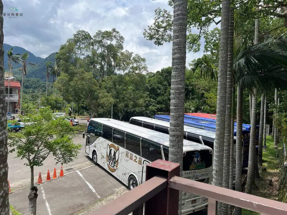小烏來風景區停車場